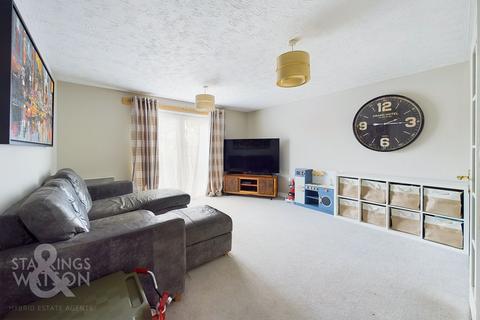 2 bedroom flat for sale, Ensign Way, Diss