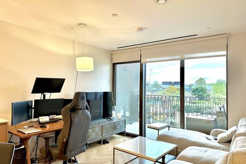 1 bedroom flat for sale, Hampton House, Fulham Broadway, London, SW6