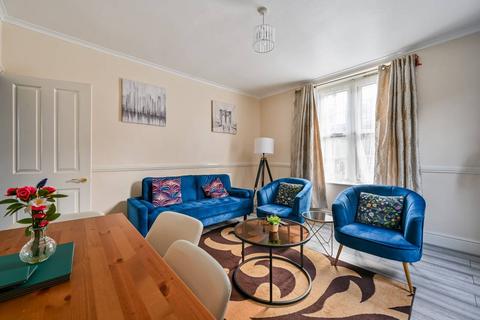 2 bedroom flat to rent, WELLAND STREET, Greenwich, London, SE10