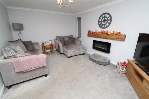 17 Ellison Drive, Kilnhurst, Mexborough, S64 5WB