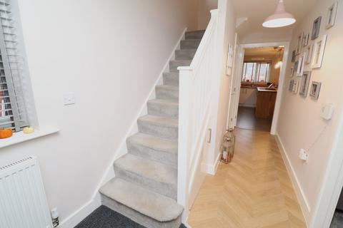 17 Ellison Drive, Kilnhurst, Mexborough, S64 5WB