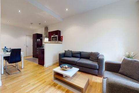 2 bedroom apartment to rent, Apt 6, Q One Residence, Wade Lane LS2