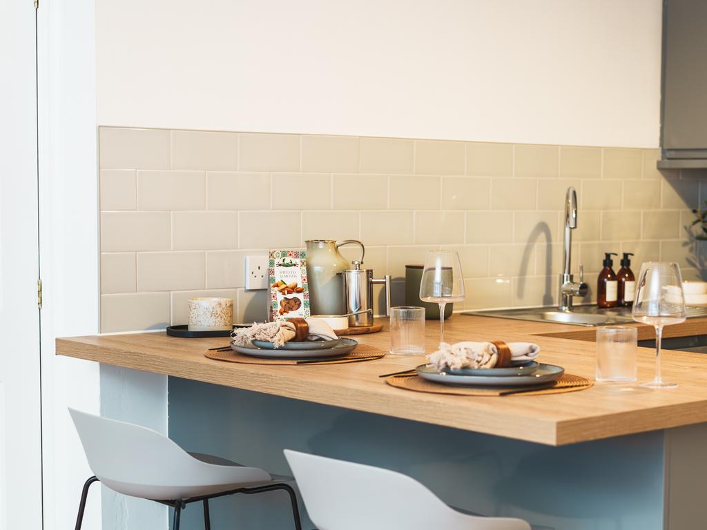 Apartment in Leeds, Little Woodhouse, Woodhouse - View 2