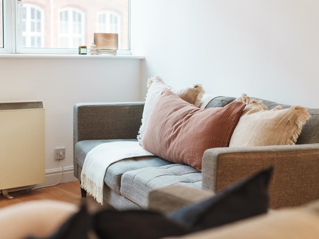 Apartment in Leeds, Little Woodhouse, Woodhouse - View 4