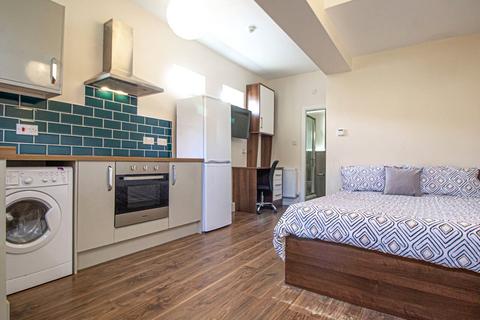 undefined, Apt 25, Clarendon House, 20 Clarendon Road LS2