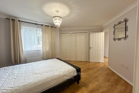 1 Buttercup Road, Cambridge, CB4 2GX