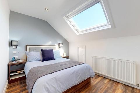 undefined, Apt 13, 40 Clarendon Road, Clarendon Road LS2