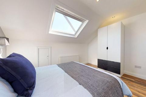 undefined, Apt 13, 40 Clarendon Road, Clarendon Road LS2