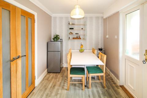 61 Braehead, Alexandria, G83 9NA