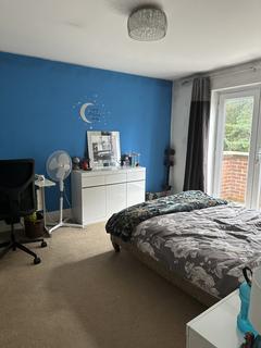 3 bedroom end of terrace house to rent, Roebuck Road, Birmingham B16