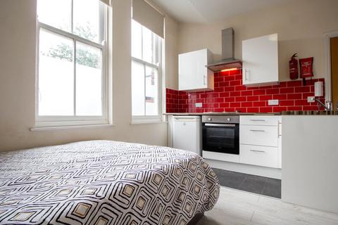 undefined, Apt 5, 31 Clarendon Road, 31 Clarendon Road LS2