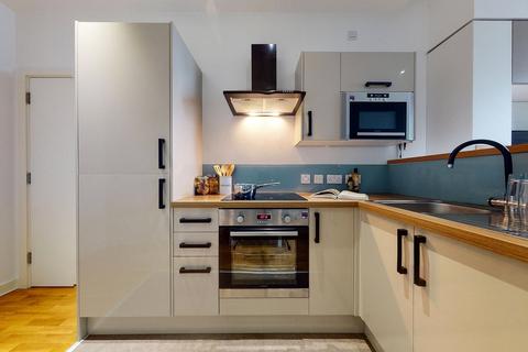 2 bedroom apartment to rent, Apt 27, Q One Residence, Wade Lane LS2