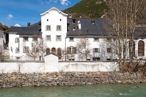 9 bedroom detached house, La Punt Chamues-Ch, 7522, Switzerland