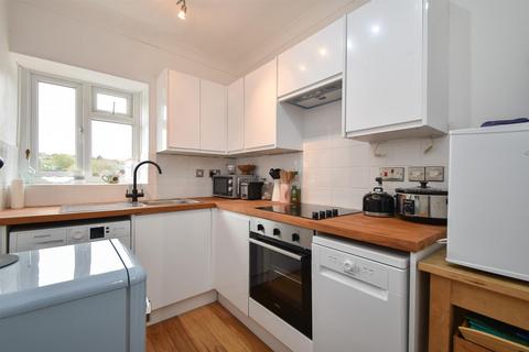 1 bedroom flat for sale, Baldslow Road, Hastings