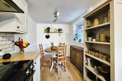 27 Cherry Tree Street, Elsecar, Barnsley, S74 8DG
