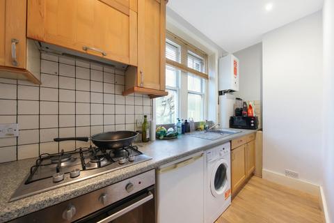 2 bedroom flat to rent, Bell Street, London