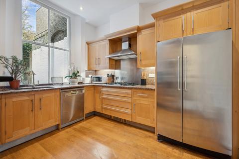 4 bedroom house to rent, Palace Gardens Terrace, London