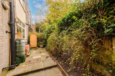 27 Murray Mews, London, NW1 9RH