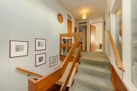 27 Murray Mews, London, NW1 9RH