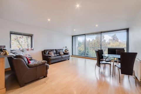 2 bedroom flat for sale, City Harbour, 8 Selsdon Way, London