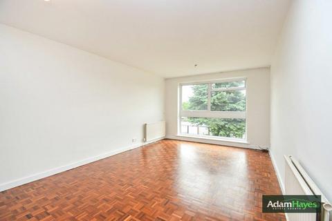 2 bedroom apartment to rent, High Road, London N20