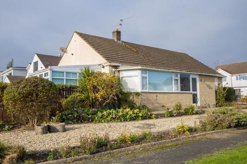 3 bedroom detached bungalow for sale, Robinswood Crescent, Penarth