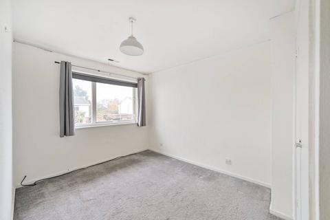 5 Winchilsea Crescent, West Molesey, KT8 1ST
