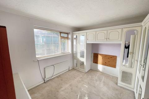 2 bedroom bungalow for sale, Rushlake Close, Brighton