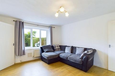 2 bedroom end of terrace house to rent, Ross Avenue, Carmarthen