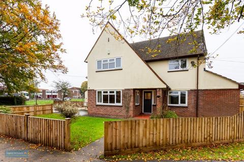 5 bedroom detached house for sale, Westonzoyland Road, Bridgwater