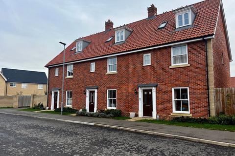 3 bedroom townhouse for sale, Meadow Brown Way, Thurston