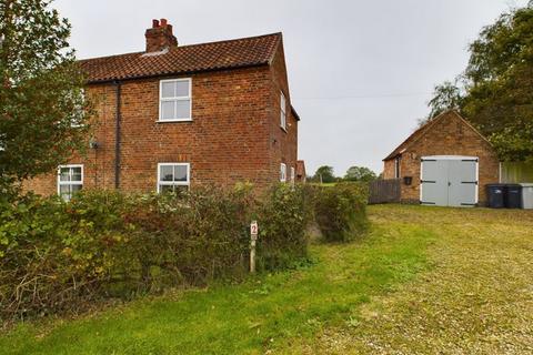 2 bedroom cottage for sale, 2 Strubbygate Cottage, Main Road, Langton by Wragby,