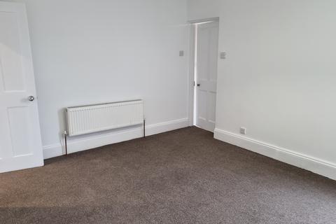 2 bedroom apartment to rent, Osler Road, Headington, OX3