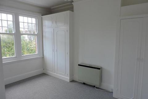 1 bedroom flat to rent, Vallance Gardens, Hove