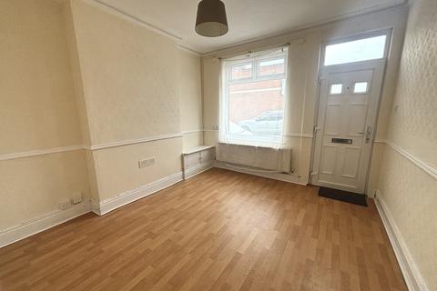 3 bedroom terraced house to rent, Stables Street, Derby