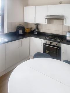 2 bedroom flat for sale, Robin Crescent, Newham E6