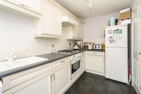 2 bedroom terraced house to rent, Hilbre Drive, Stanney Oaks, CH65