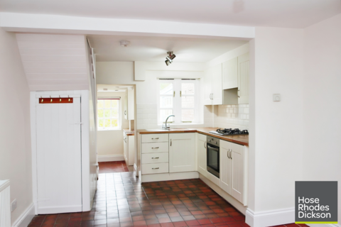 4 bedroom cottage to rent, Weston Lane, Totland Bay