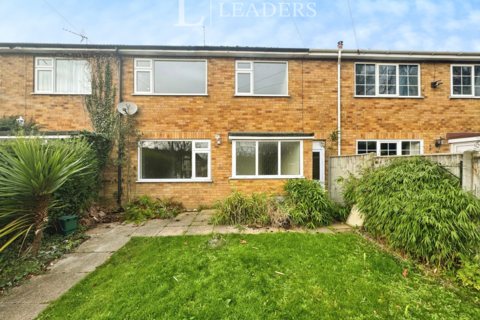 3 bedroom terraced house to rent, St Andrews Close, Buxton, Norwich, NR10