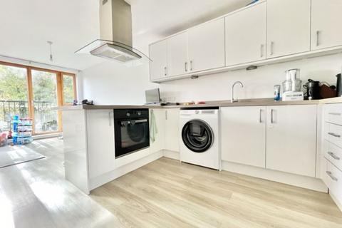 2 bedroom apartment to rent, Vesta Road, SE4