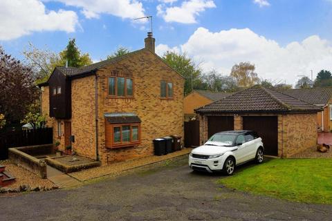 4 bedroom detached house for sale, Berrydale, Northampton NN3