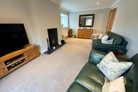 15 Berrydale, Northampton, NN3 5EQ