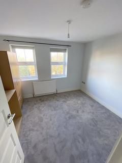 2 bedroom duplex to rent, 147 Uxbridge Road, Hampton