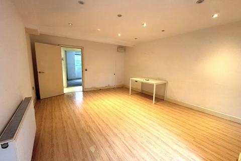 2 bedroom apartment to rent, 33 Mountgrove Road, London