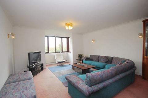 2 bedroom apartment for sale, Perivale Lodge, Perivale Lane, Greenford