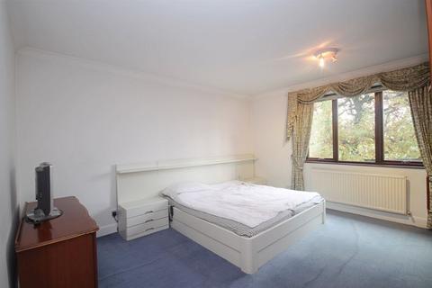 2 bedroom apartment for sale, Perivale Lodge, Perivale Lane, Greenford