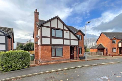 4 bedroom detached house for sale, Collen Wen, Llanfairpwll, Isle of Anglesey, LL61