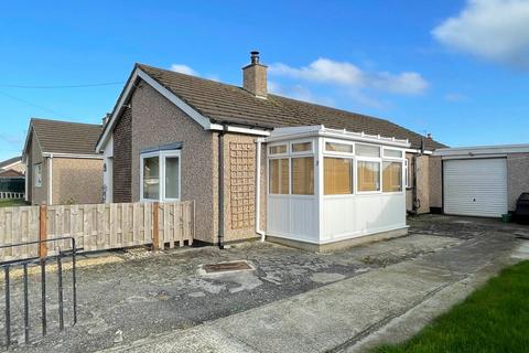 3 bedroom bungalow for sale, Llain Delyn, Gwalchmai, Holyhead, Isle of Anglesey, LL65