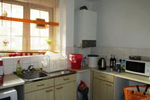 1 bedroom in a flat share to rent, Stamford Hill, London N16