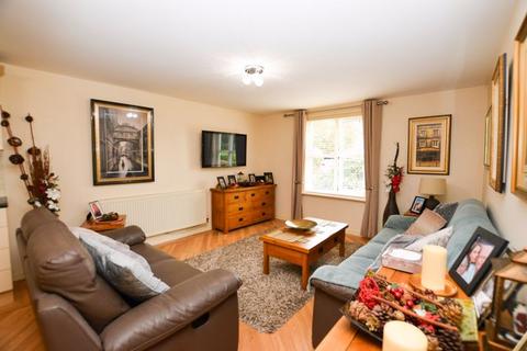 2 bedroom apartment for sale, Oughtrington Lane, Lymm, WA13 0RX